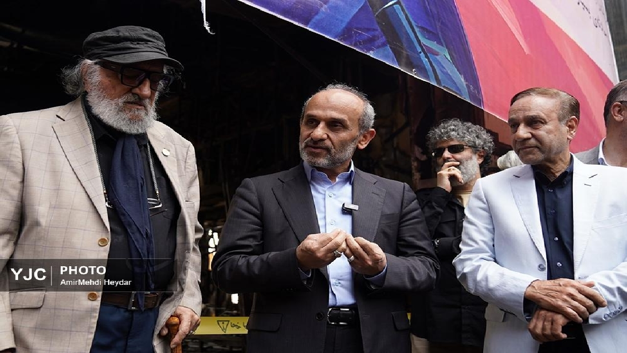 صدای شجاعت مردم در رسانههای جهان طنینانداز شد/ بازسازی ساختمان شیشهای نیازمند ۳ تا ۴ همت