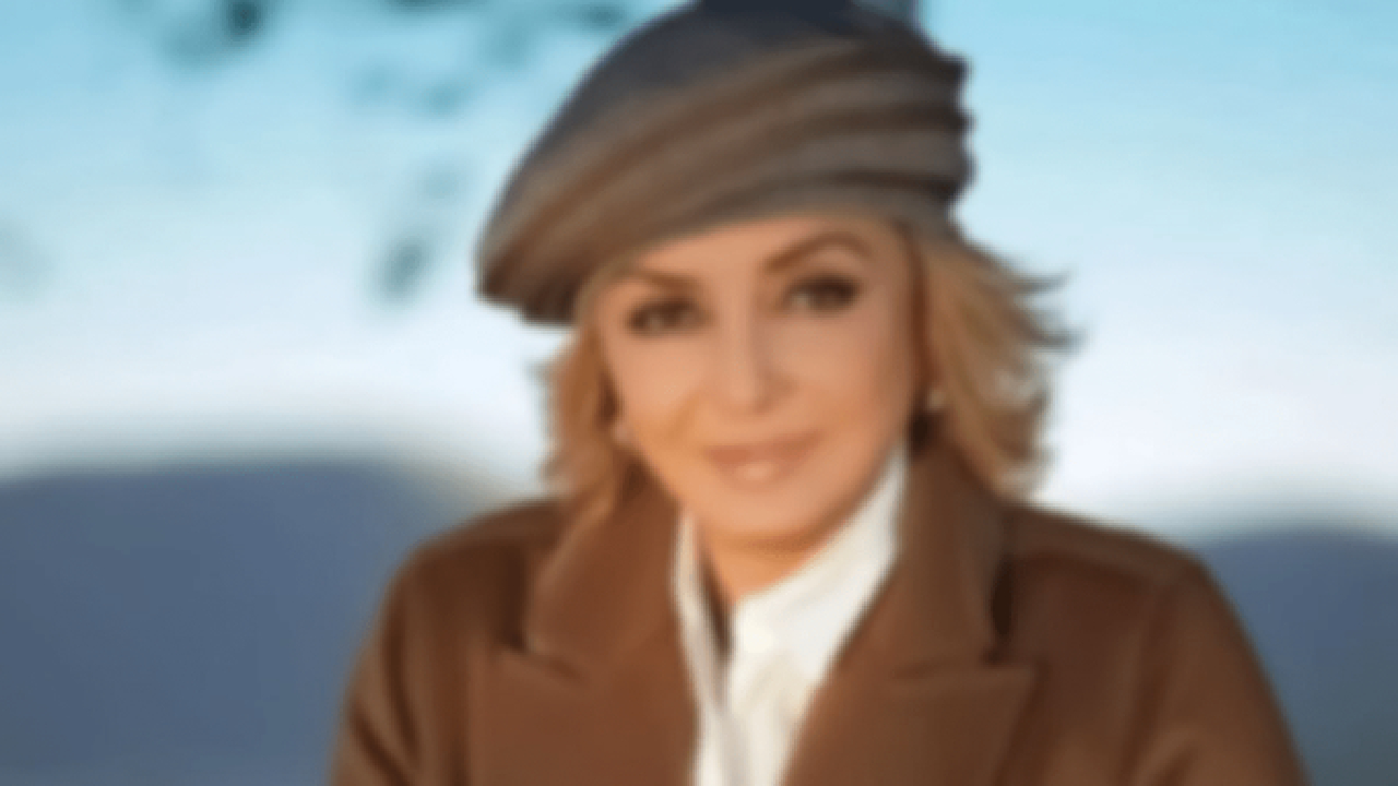 خواننده لسآنجلسی، ناتوانی از خواندن را برای ضد انقلاب فاکتور کرد