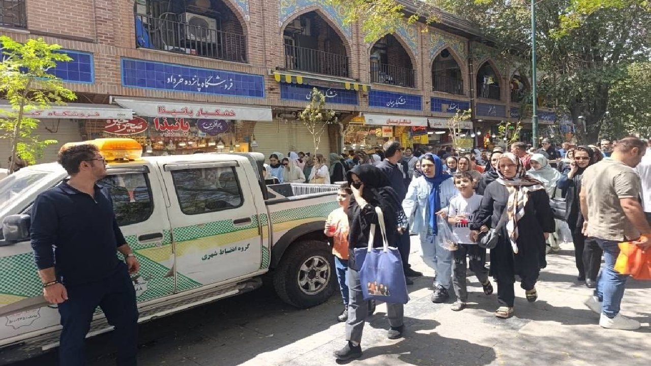 آغاز طرح ساماندهی ۲۵٠ دستفروش محور ۱۵خرداد