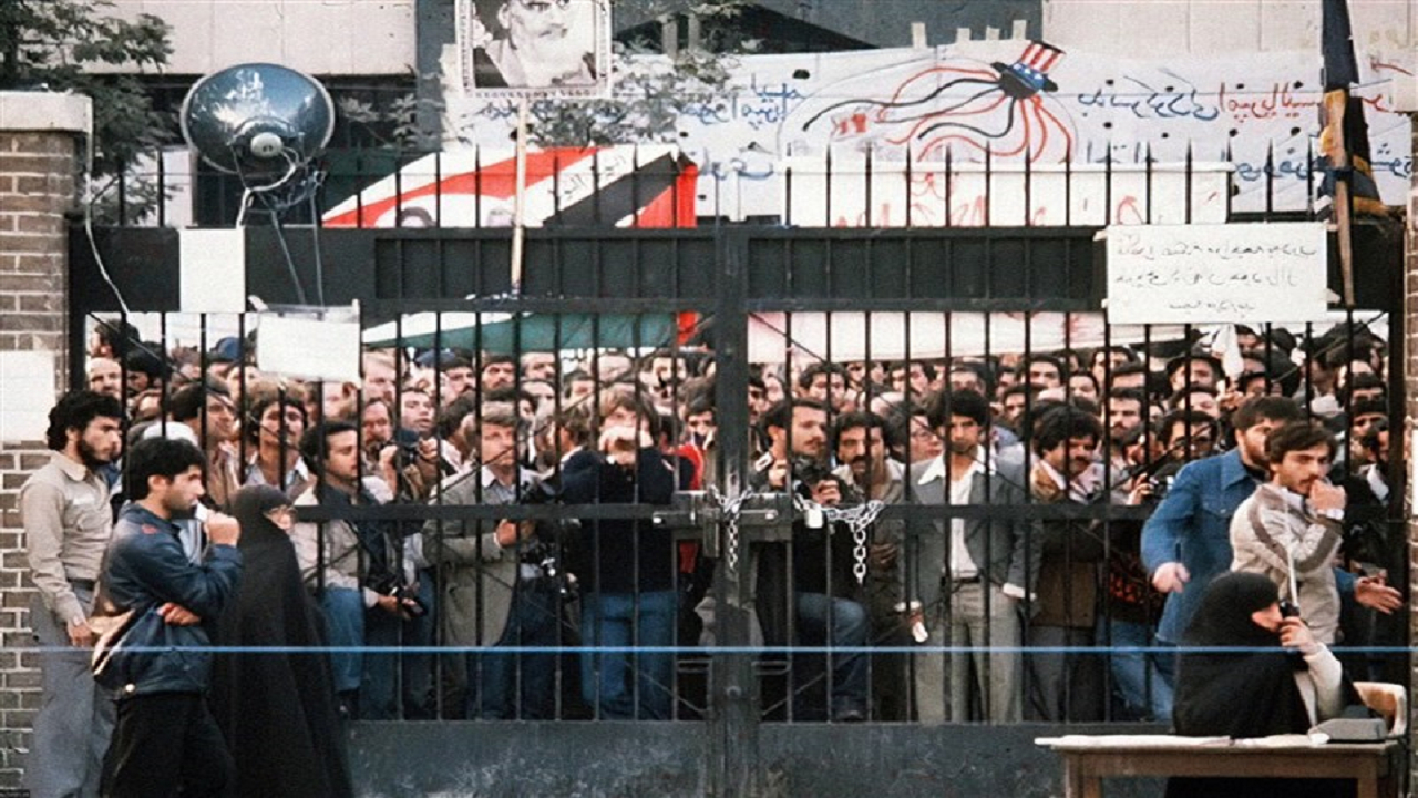 سینمای کمکار تاریخ انقلاب/ حتی الیور استون تعجب کرد!