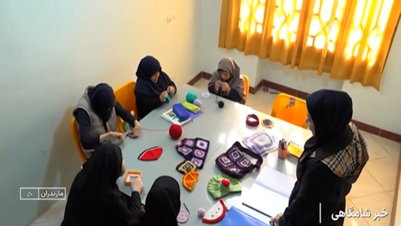 دست‌هایی که امید می‌بافند + فیلم