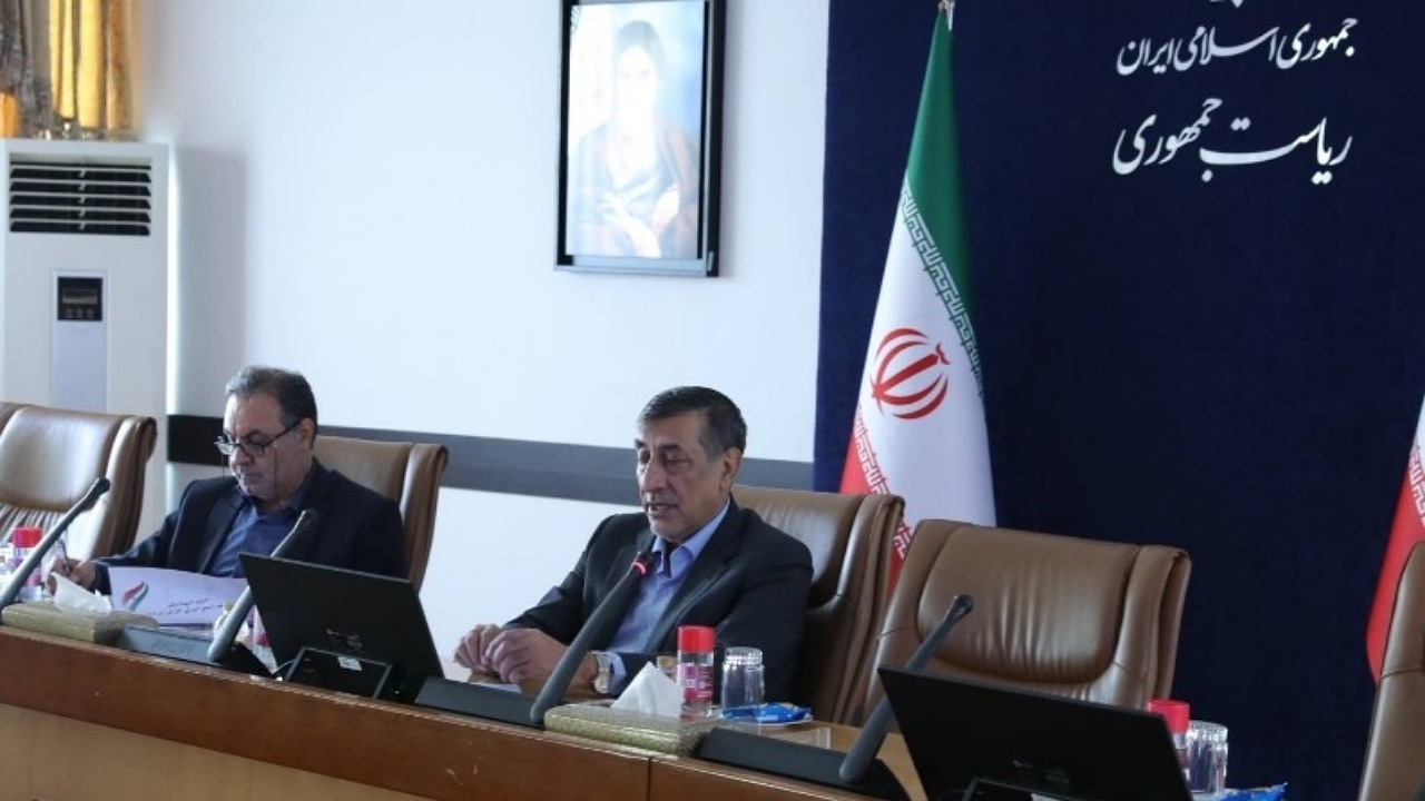 دولت باید پیشتاز صرفهجویی در مصرف انرژی باشد/ روزانه ۵۰۰ میلیارد تومان یارانه سوخت پرداخت میشود