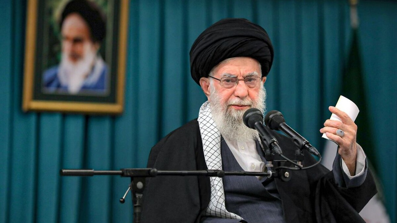 بارِ کج تمدن غرب به روایت رهبر معظم انقلاب + فیلم