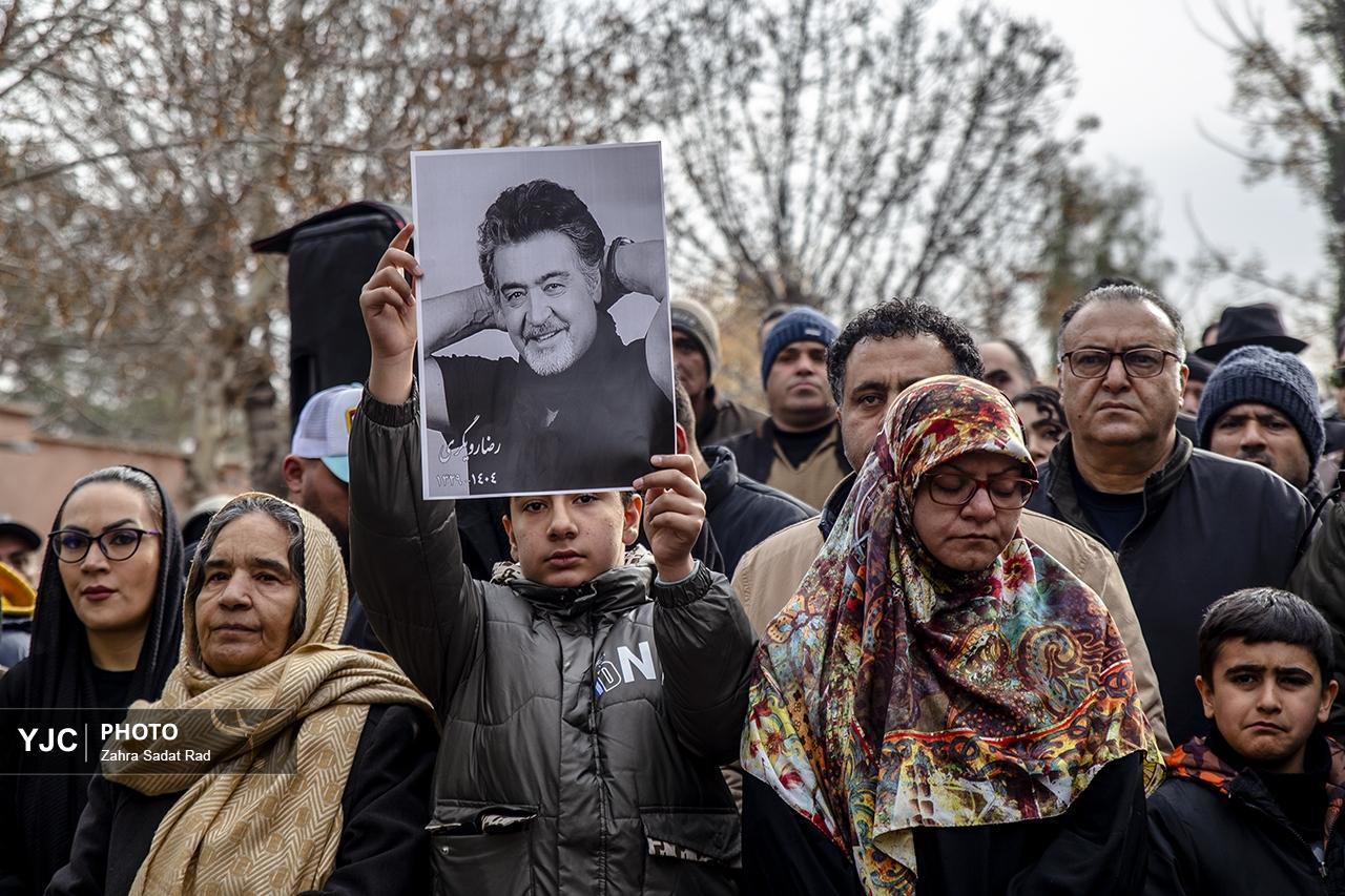 مراسم تشییع و خاکسپاری رضا رویگری بازیگر سینما، تئاتر و تلویزیون