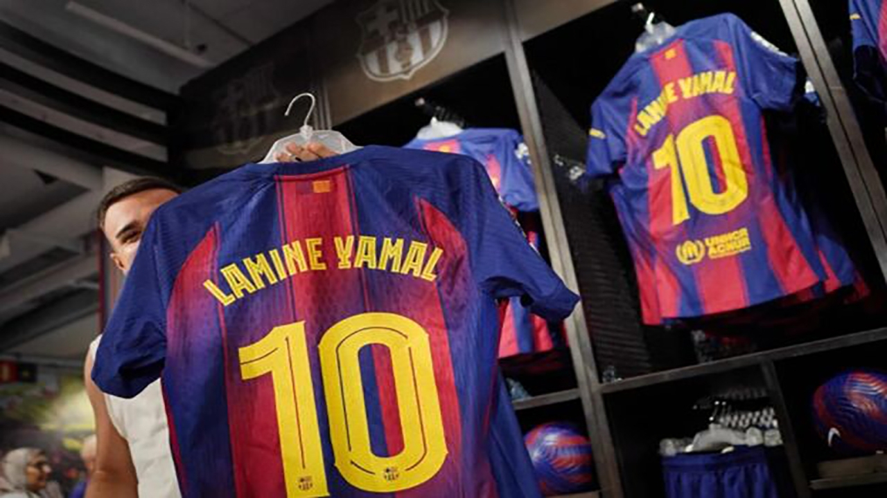 اعلام پرفروش‌ترین پیراهن‌های سال ۲۰۲۵؛ یامال اول شد، مسی دوم!