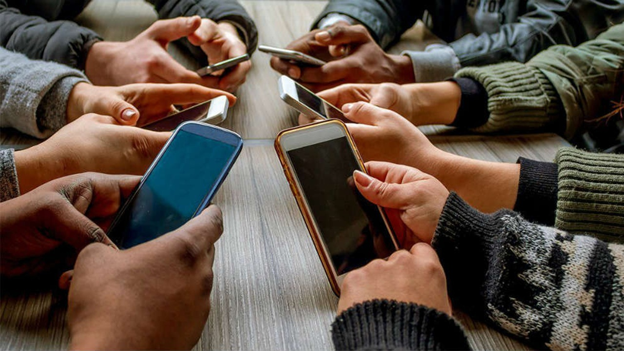 هوش مصنوعی؛ موتور تازه شایعهسازی در فضای مجازی + فیلم