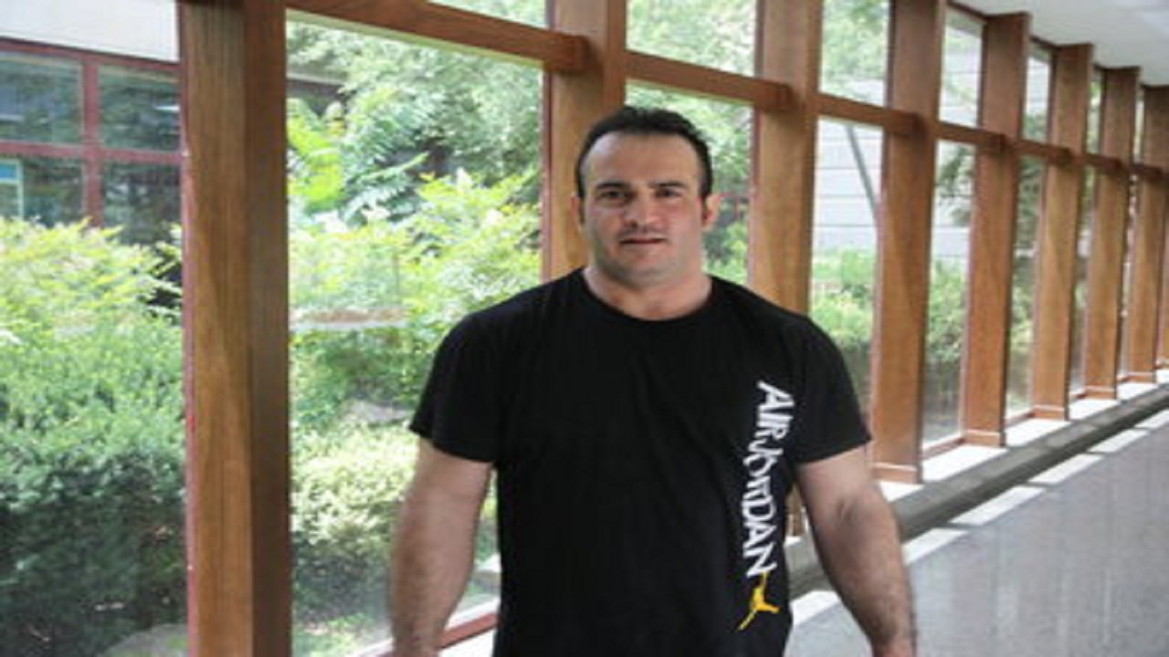 مرادی: وزنهبرداران استرس داشتند/ اولین بار بود که یزدانی وزنهبردار ۲۰۱ کیلوگرم را زد + فیلم