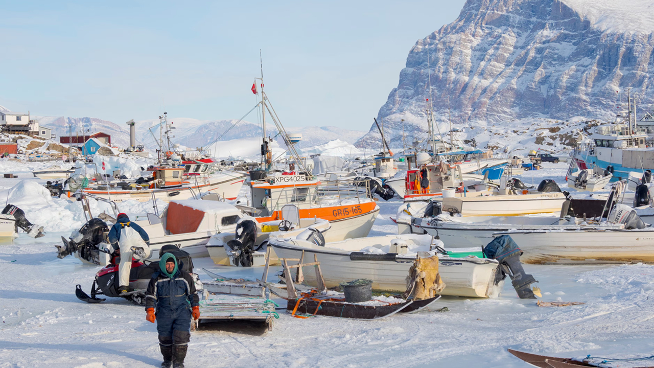 رایزنی فرانسه برای واکنش به حمله احتمالی آمریکا علیه گرینلند