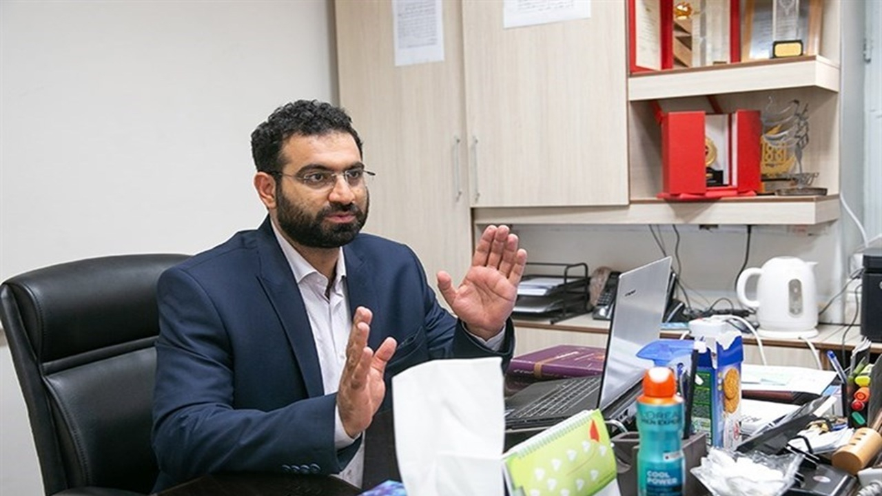 وقتی پروفسور علم برق، پزشک می‌شود؛ خلق فناوری تشخیص سرطان با دقت نانو