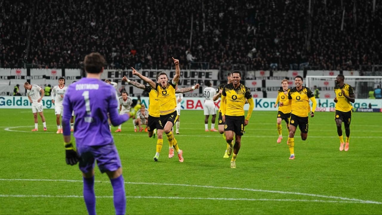 آینتراخت فرانکفورت (۲) ۱ - ۱ (۴) دورتموند؛ صعود سخت شاگردان نیکو کواچ به جمع ۱۶ تیم نهایی