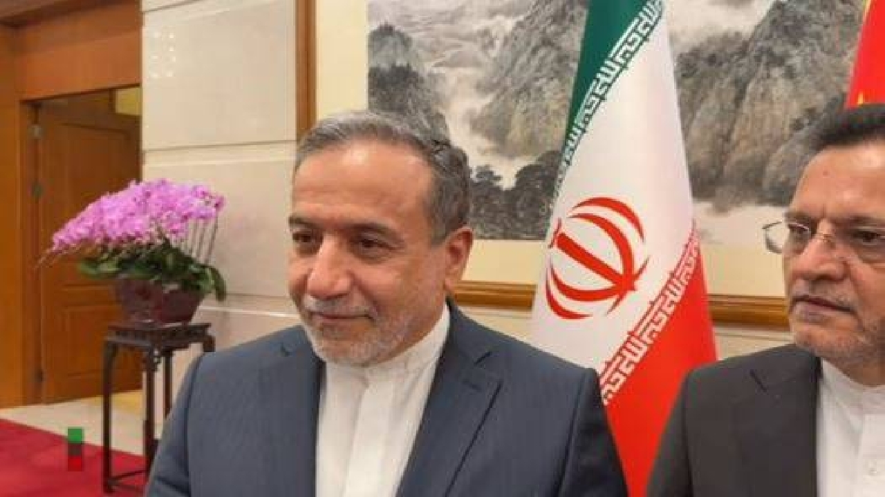 عراقچی: پزشکیان به زودی به چین سفر میکند
