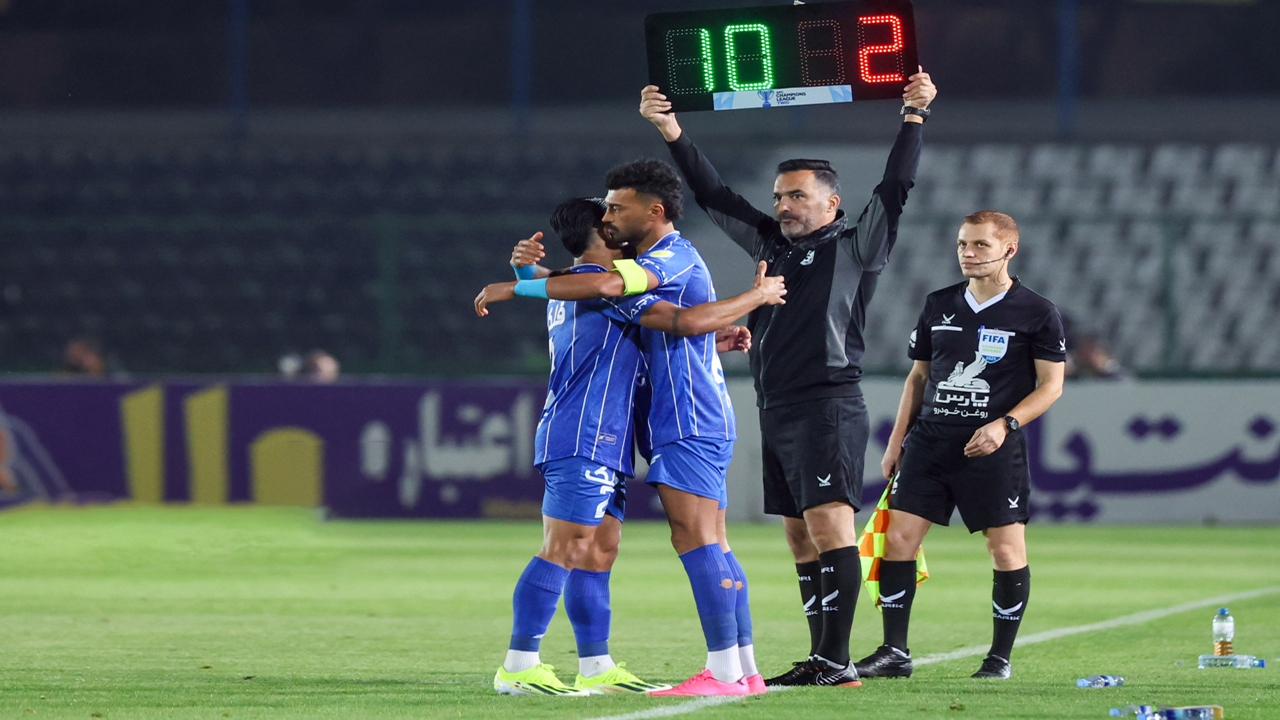 رضاییان و استقلال در آستانه یک تصمیم بزرگ؛ بمب نقل‌وانتقالات در نیم‌فصل می‌ترکد؟