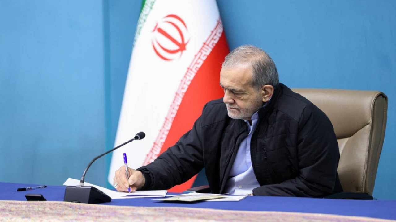 تقدیر رئیس‌جمهور از زحمات صادقانه سرپرست وزارت امور اقتصادی و دارایی