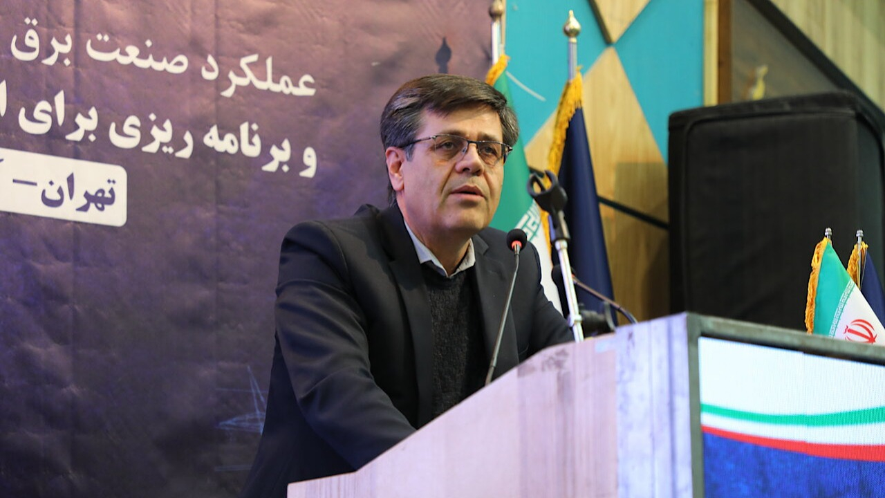 اتمام تعمیرات و بهینه‌سازی پست‌ها و خطوط انتقال تا پیش از تابستان آینده