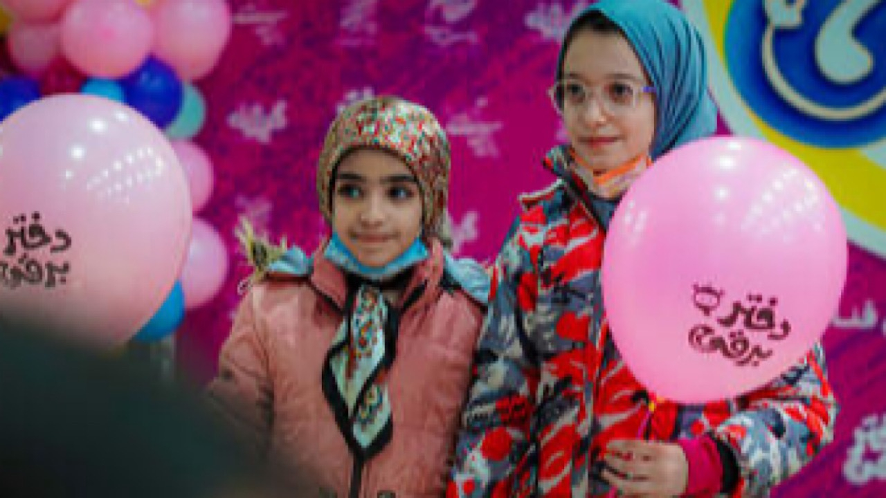 اوجگیری «دختربرقی» با جشنهای اکران استانی