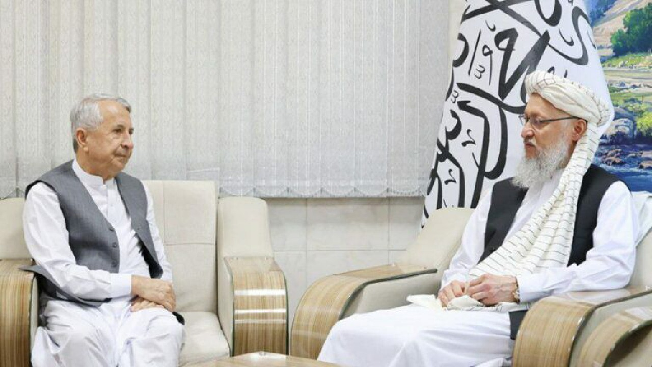 دیدار مقامات بانک بینالمللی افغانستان با مقامات طالبان