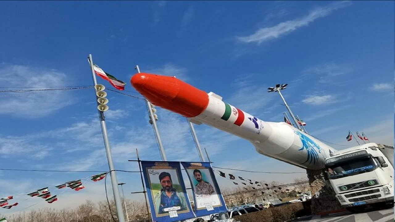 جروزالم پست: ایران حملات را با تقریباً ۲۰۰۰ موشک بالستیک آغاز کرده است