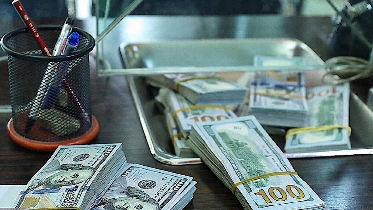 منابع صندوقهای با درآمد ثابت مبتنی بر ارز صرف طرحهای تولیدی خواهد شد