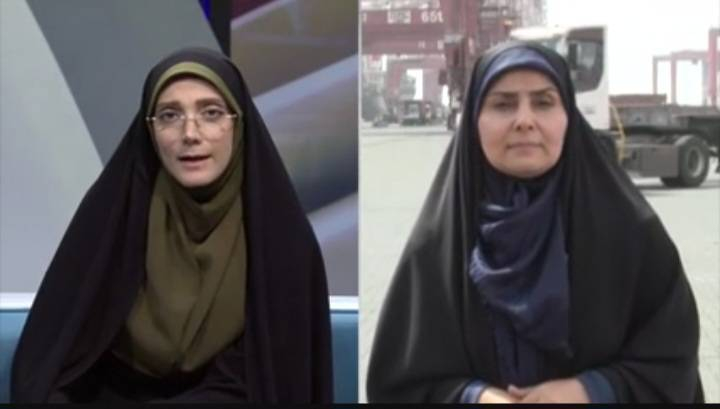 پهلوگیری یک کشتی در بندر شهید رجایی انجام شد/ عملیات اطفای حریق با سرعت خوبی در حال انجام است+ فیلم