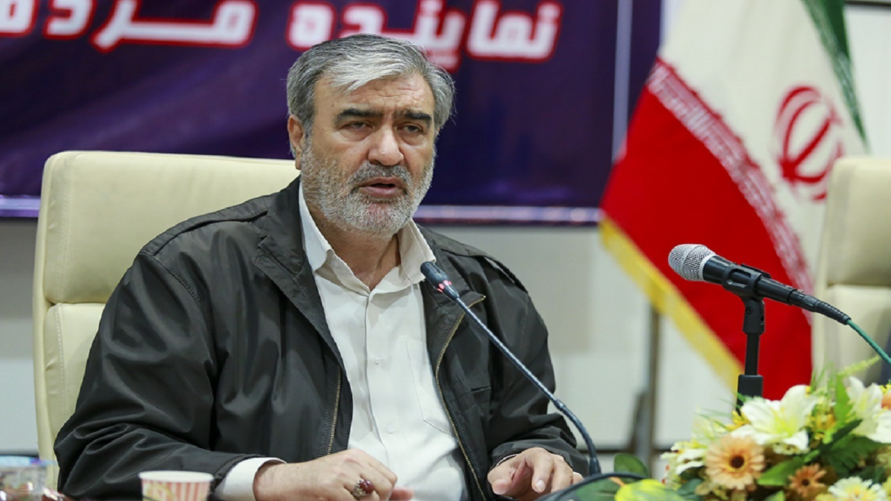 ملت ایران با تبعیت از ولایت فقیه سد محکمی در برابر توطئههای دشمنان ایجاد کرده است
