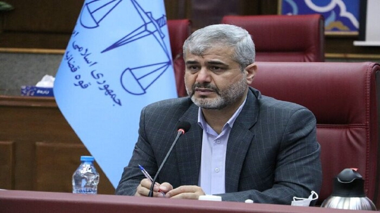 آلودگی هوای تهران ناشی از نقض قوانین و ترک فعل برخی مدیران است