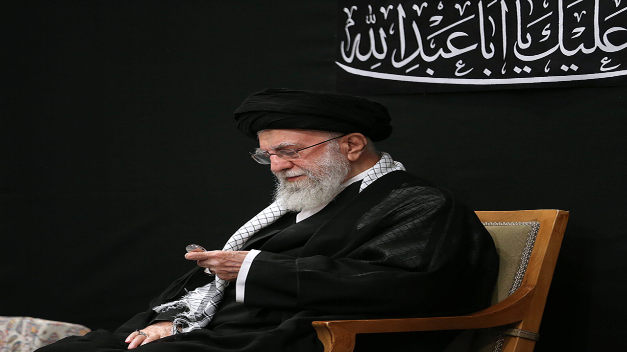 آقایی که آمد