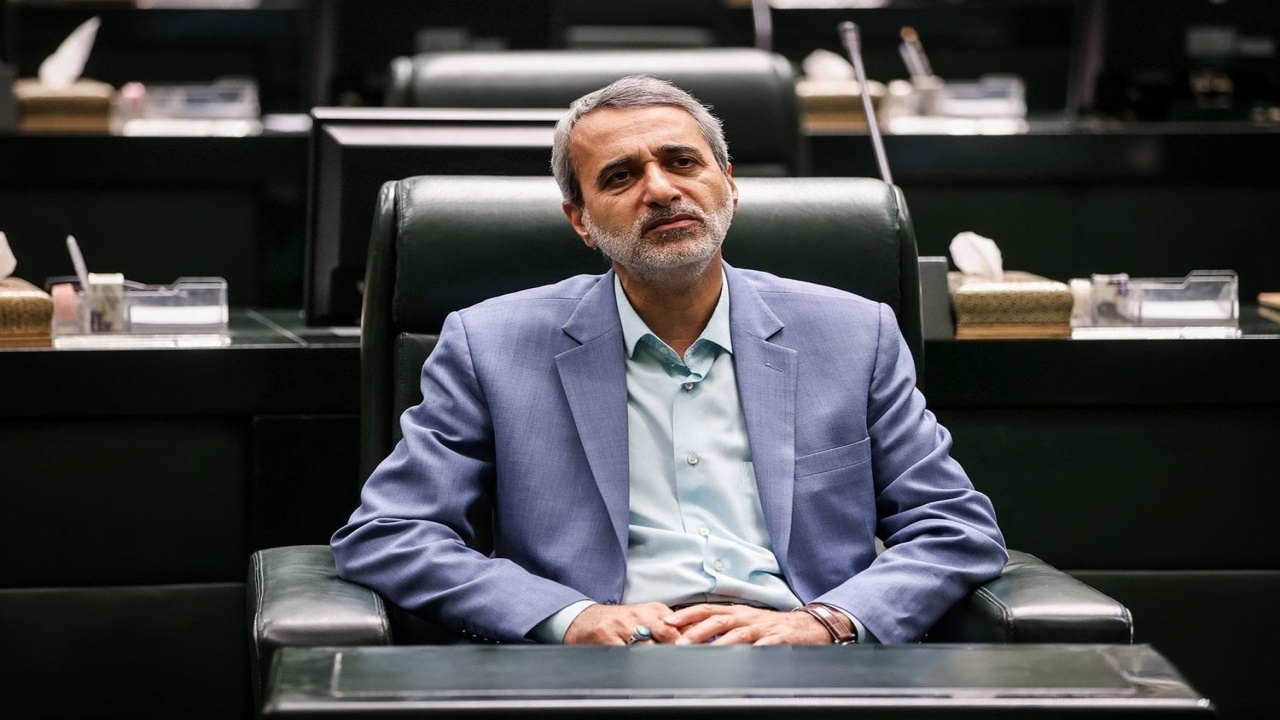 توقف فعالیت سفارت آمریکا در ایران باعث پیروزی انقلاب شد/ برخی از آزادی بیان سوءاستفاده میکنند