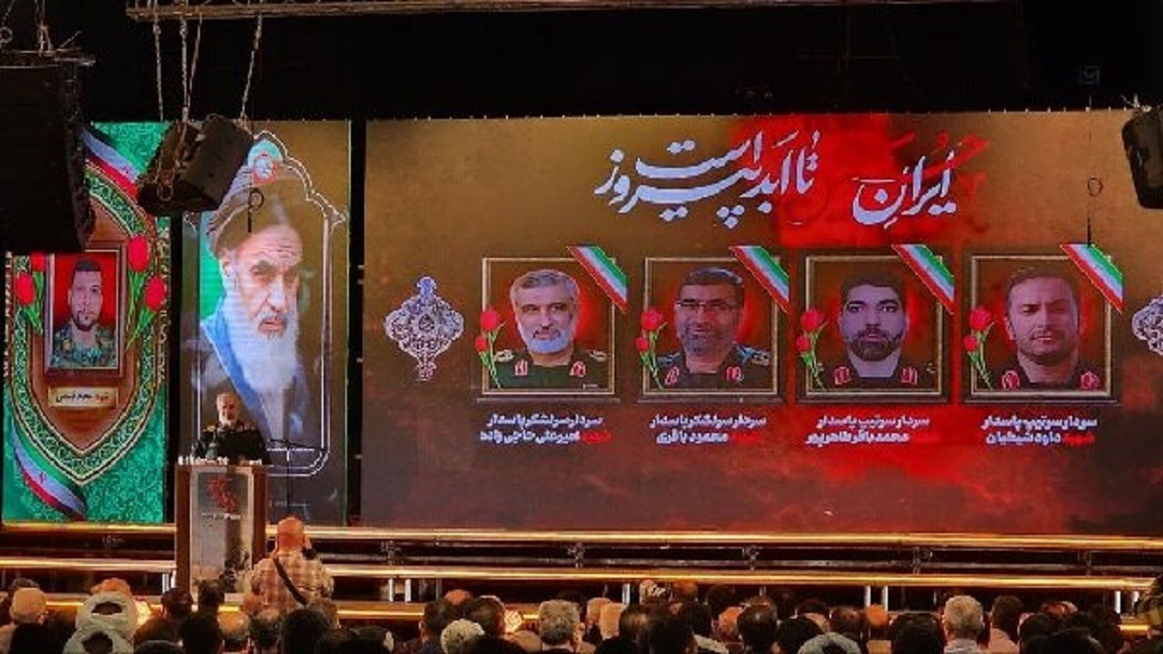 سردار فدوی: همه عالم در جنگ تحمیلی ۱۲ روزه پای کار آمدند، اما شکست خوردند