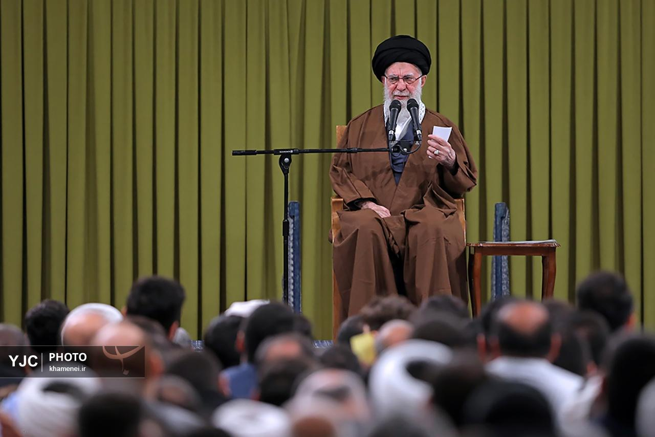 مراسم جشن میلاد حضرت زهرا سلاماللهعلیها در حسینیه امام خمینی (ره) با حضور رهبر انقلاب