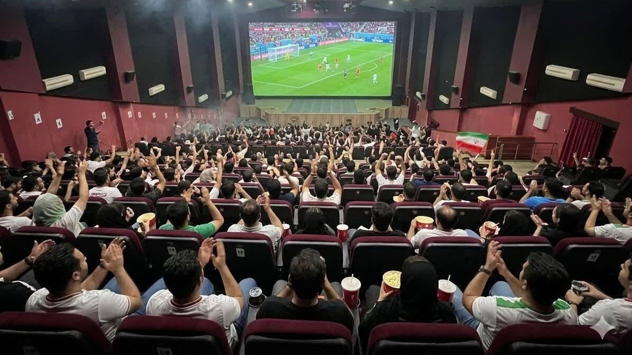استقبال مخاطبان از اکران فینال جام جهانی ۲۰۲۶ در سینماها