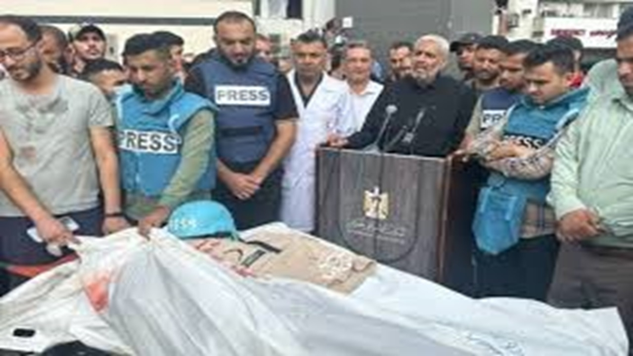 تصاویری از خبرنگار فلسطینی پس از شهادت در حمله هوایی رژیم صهیونیستی