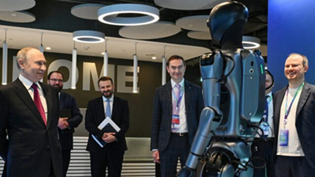 پوتین به دنبال بی‌نیاز کردن روسیه از مدل‌های خارجی هوش مصنوعی