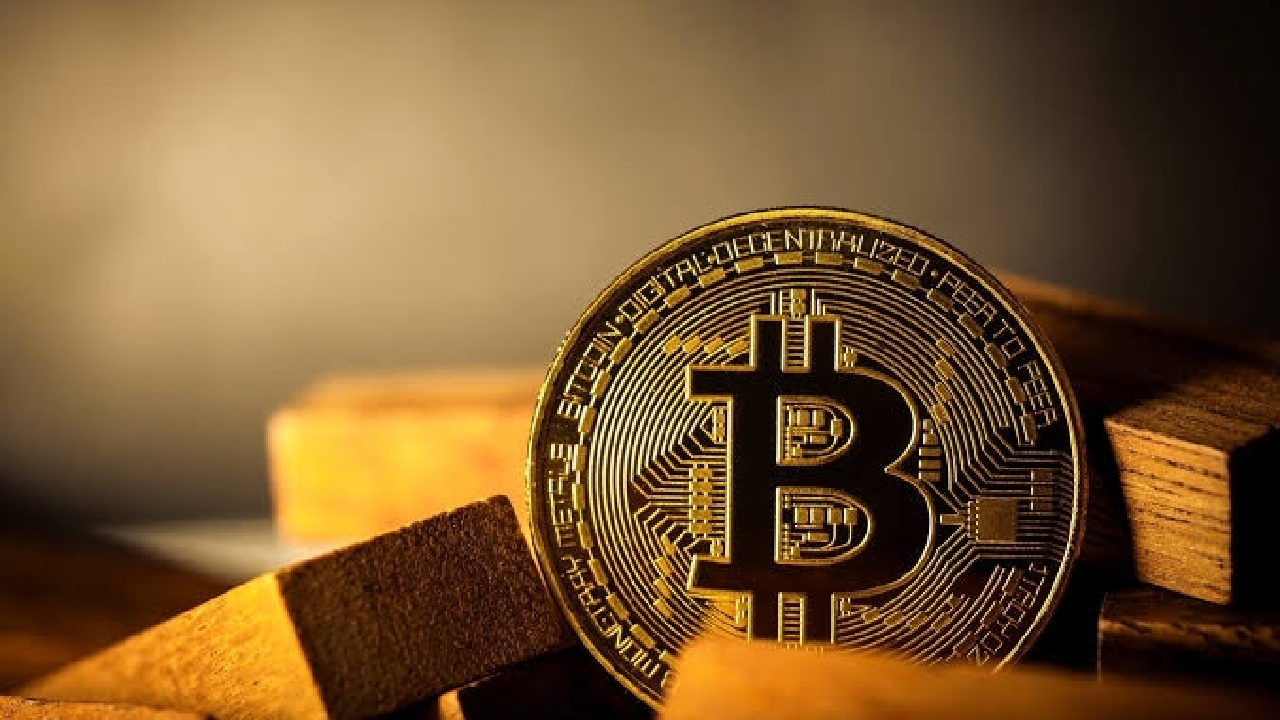 بانک مرکزی: همه صرافی‌های رمزارز غیر مجازند