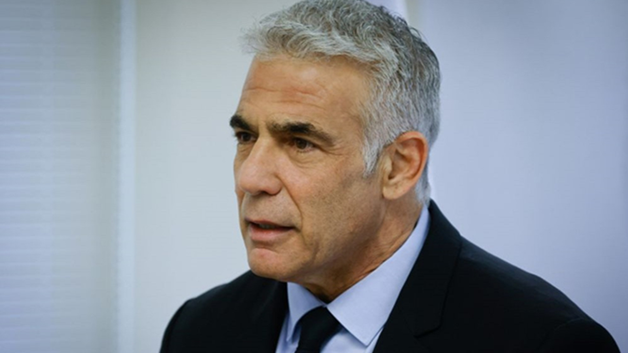 لاپید: نتانیاهو باید به گناهان خود اعتراف و سپس کنارهگیری کند