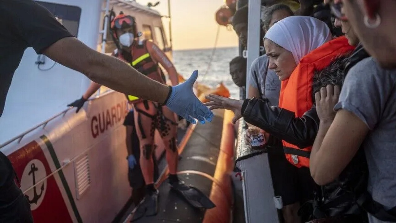 آلمان موضع خود را در مورد مهاجران سختتر میکند