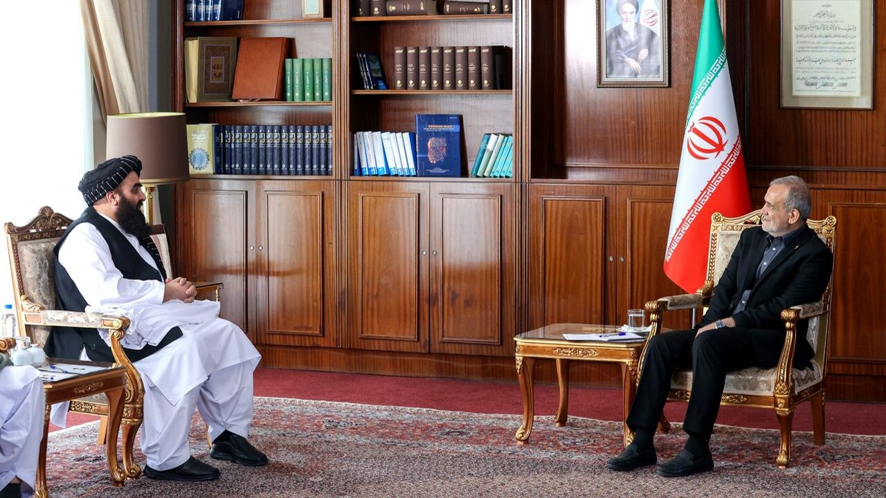 رئیس جمهور بر تمایل ایران برای گسترش همکاری با افغانستان به منظور رفع مشکلات تاکید کرد