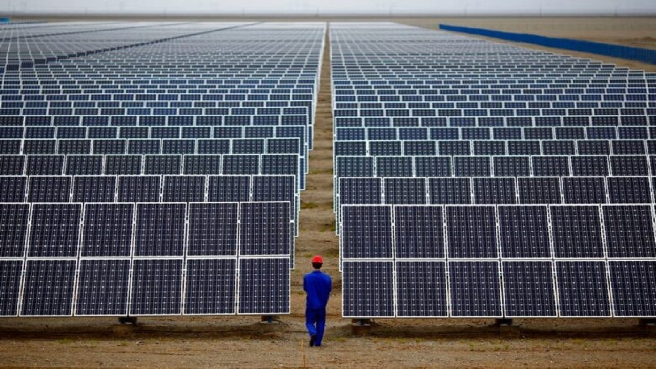 احداث نیروگاههای تجدیدپذیر در صنایع و معادن، تضمین کننده پایداری برق و فرصت اقتصادی