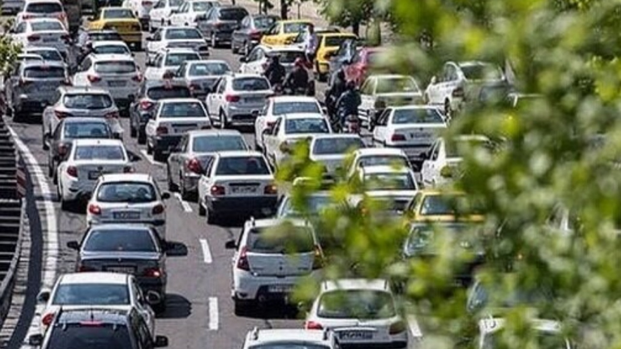 ترافیک سنگین در برخی ورودیهای تهران