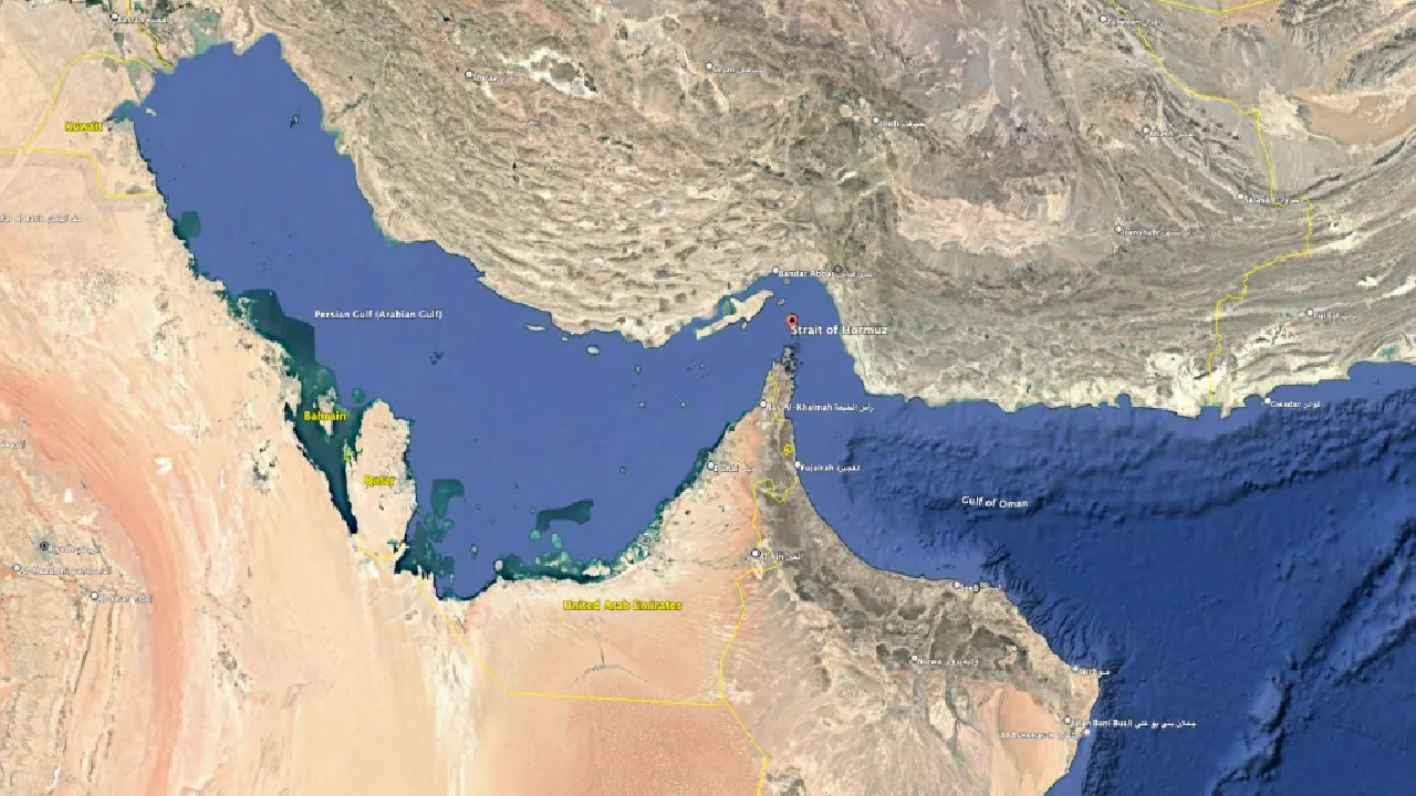 مکالمه اخطار نیروی دریایی سپاه و برگشتن نفتکشها از مسیر بدون مجوز