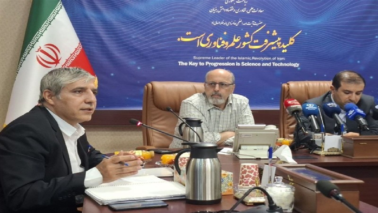 بهرهگیری از دستیارهای هوش مصنوعی برای بهبود فرآیندهای اجرایی دولت