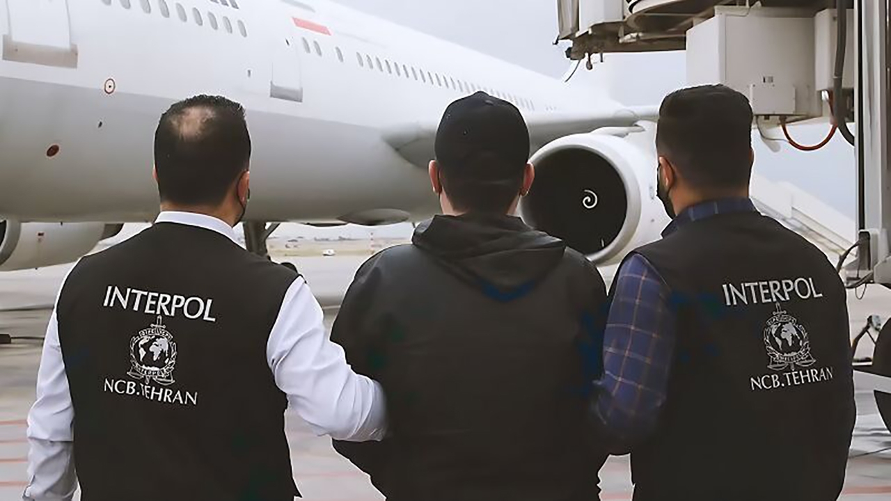 استرداد متهم خیانت در امانت ۱۲ کیلوگرم طلا به کشور