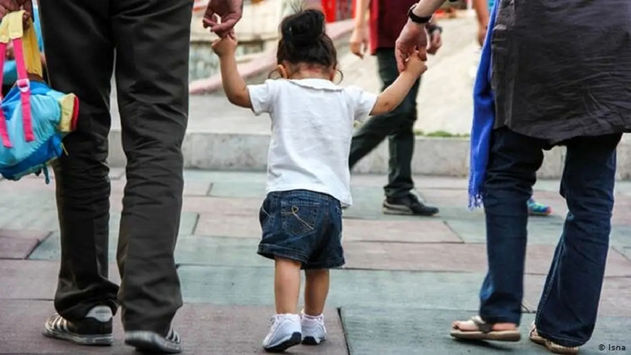 چرا خانواده‌های ایرانی کوچک شدند؟