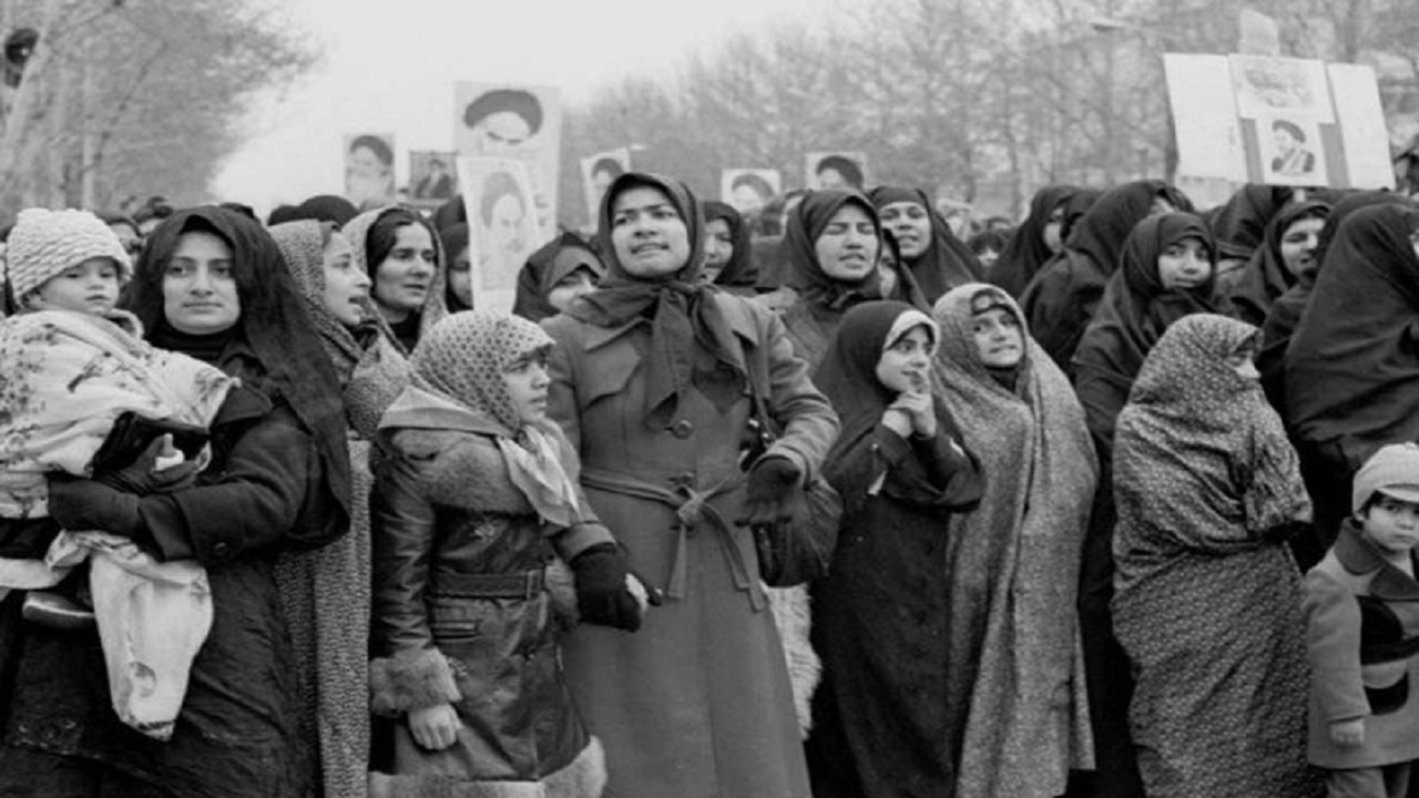بازخوانی مجاهدتهای زنان از منظر امام خمینی(ره)