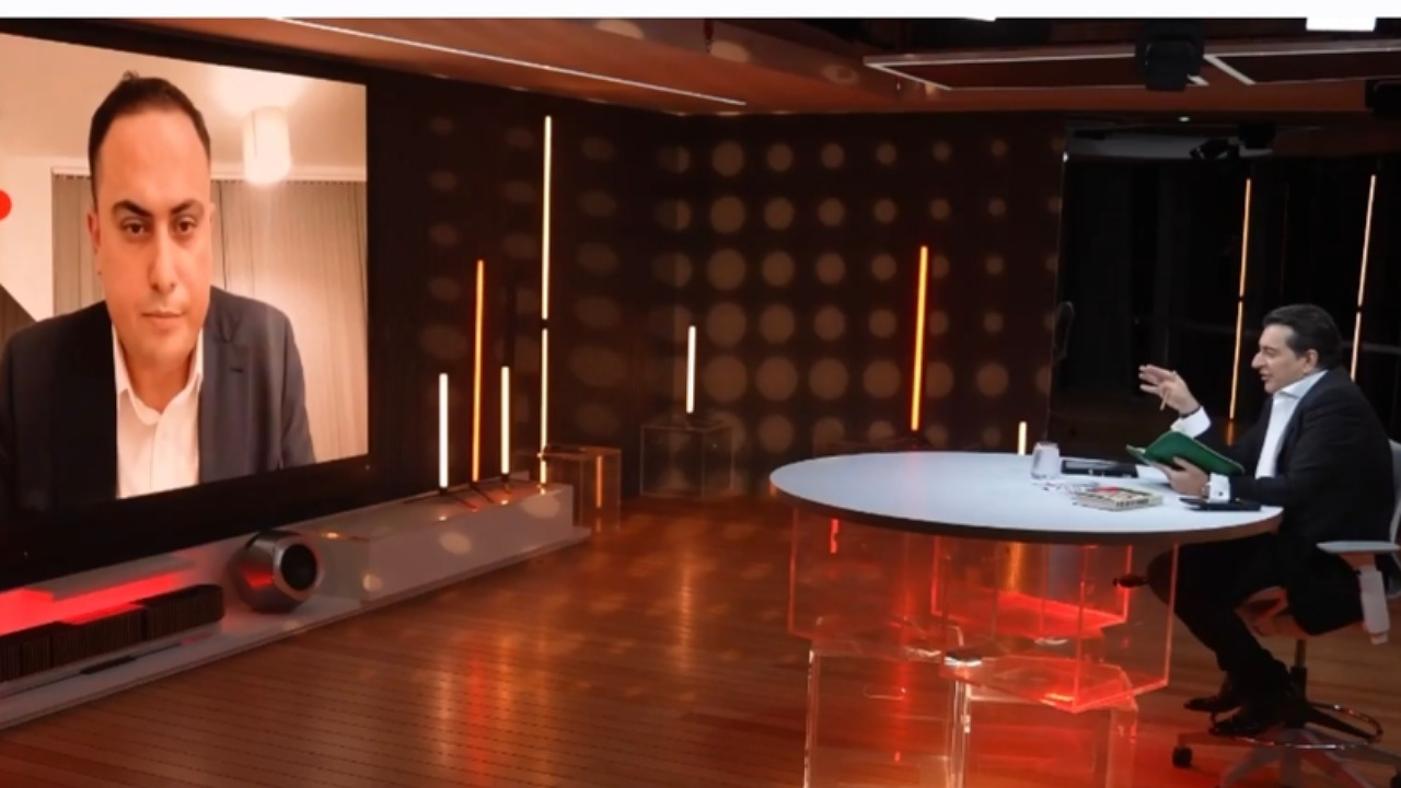 ۱۴ سال زندان برای یک تیشرت؛ آزادی بیان در انگلیس رسماً مُرد! + فیلم