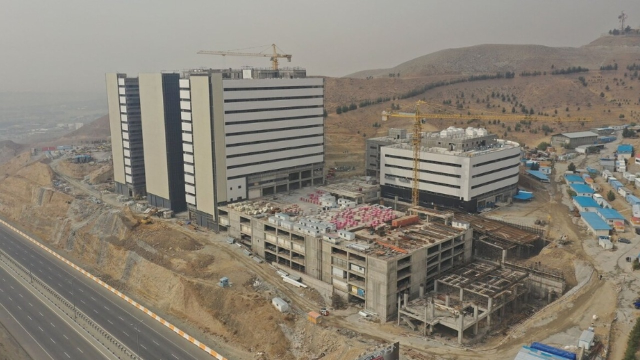 مشکل سند بیمارستان نوین شریعتی با پیگیری دادگستری استان تهران رفع شد