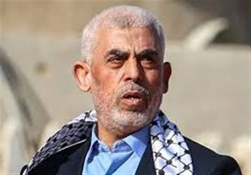 نماد شهید یحیی السنوار در راهپیمایی روز قدس تهران