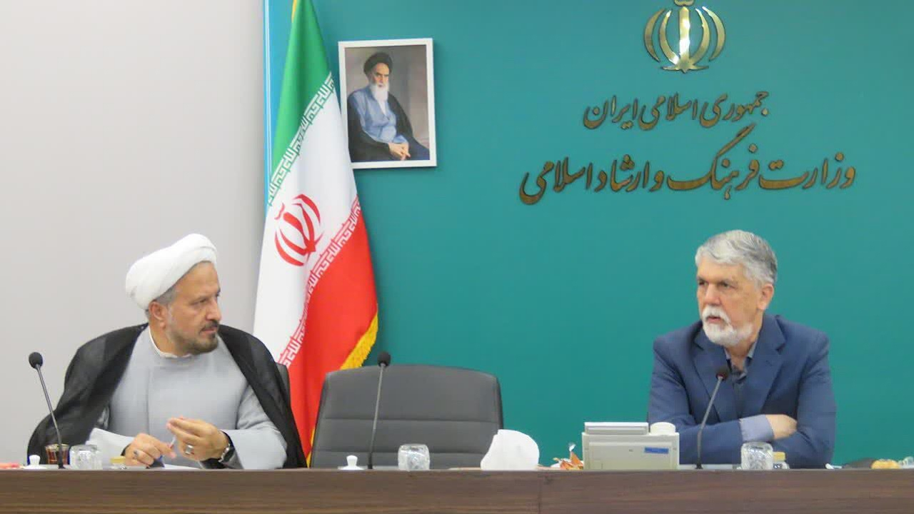 وزیر فرهنگ: کانونهای مساجد باید حوزههای هنر، رسانه و کتاب را تقویت کنند