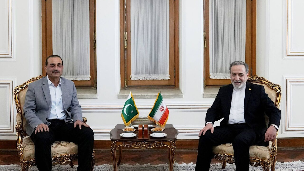 سفر فرمانده ارتش پاکستان به تهران