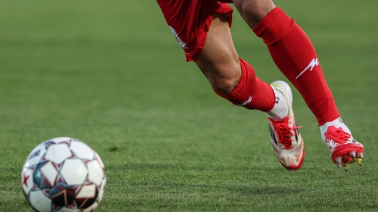 لغو مسابقات فوتبال استان تهران به دلیل آلودگی هوا