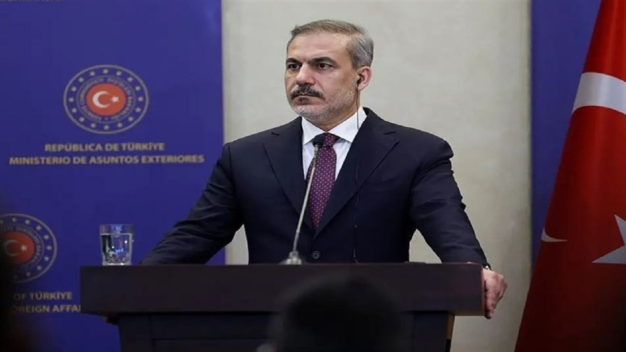 وزیر خارجه ترکیه به عراق سفر میکند